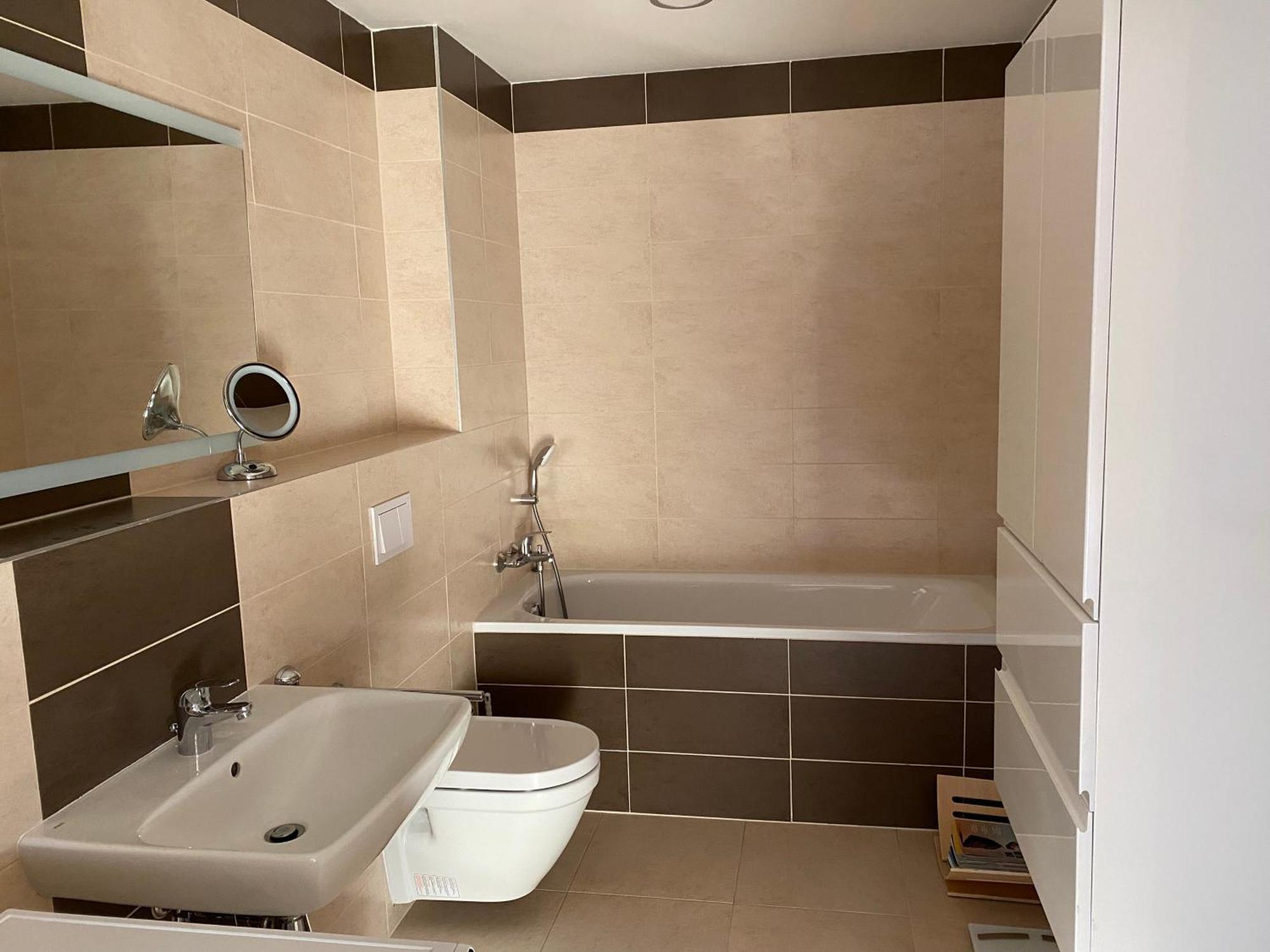 Penthouse Mit Balkon In Zentraler Lage In * Plzen