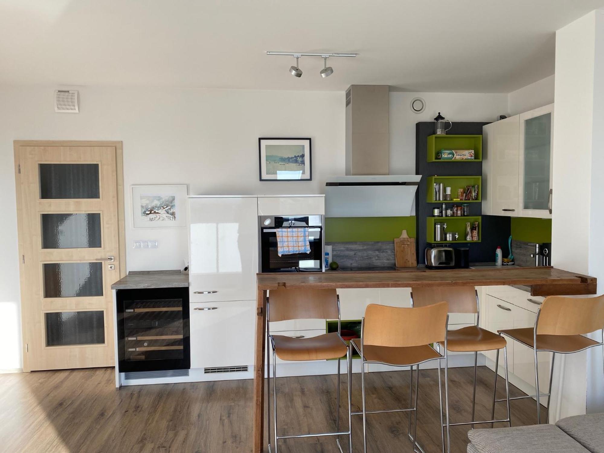 Penthouse Mit Balkon In Zentraler Lage In Apartmán