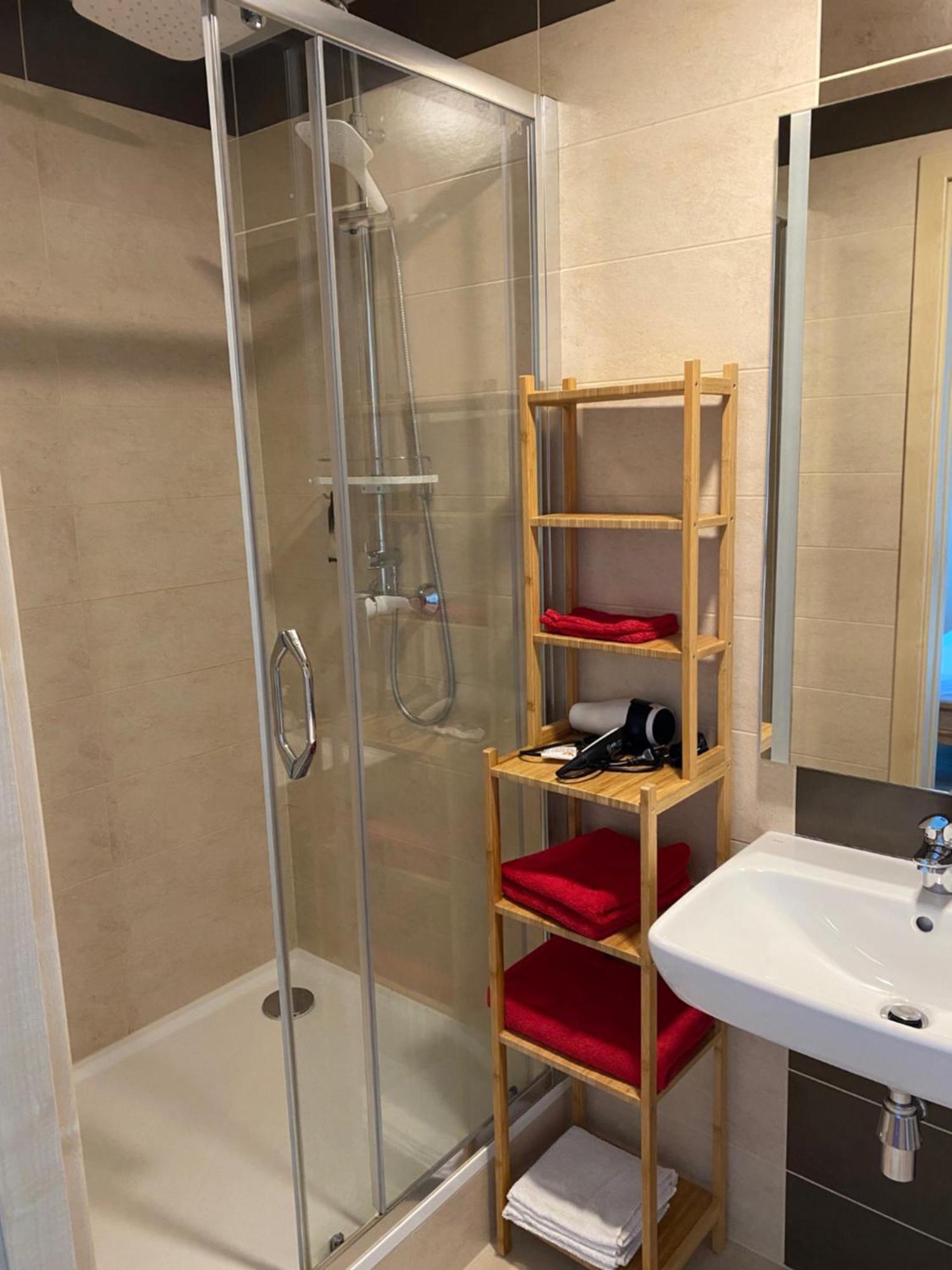 Penthouse Mit Balkon In Zentraler Lage In *